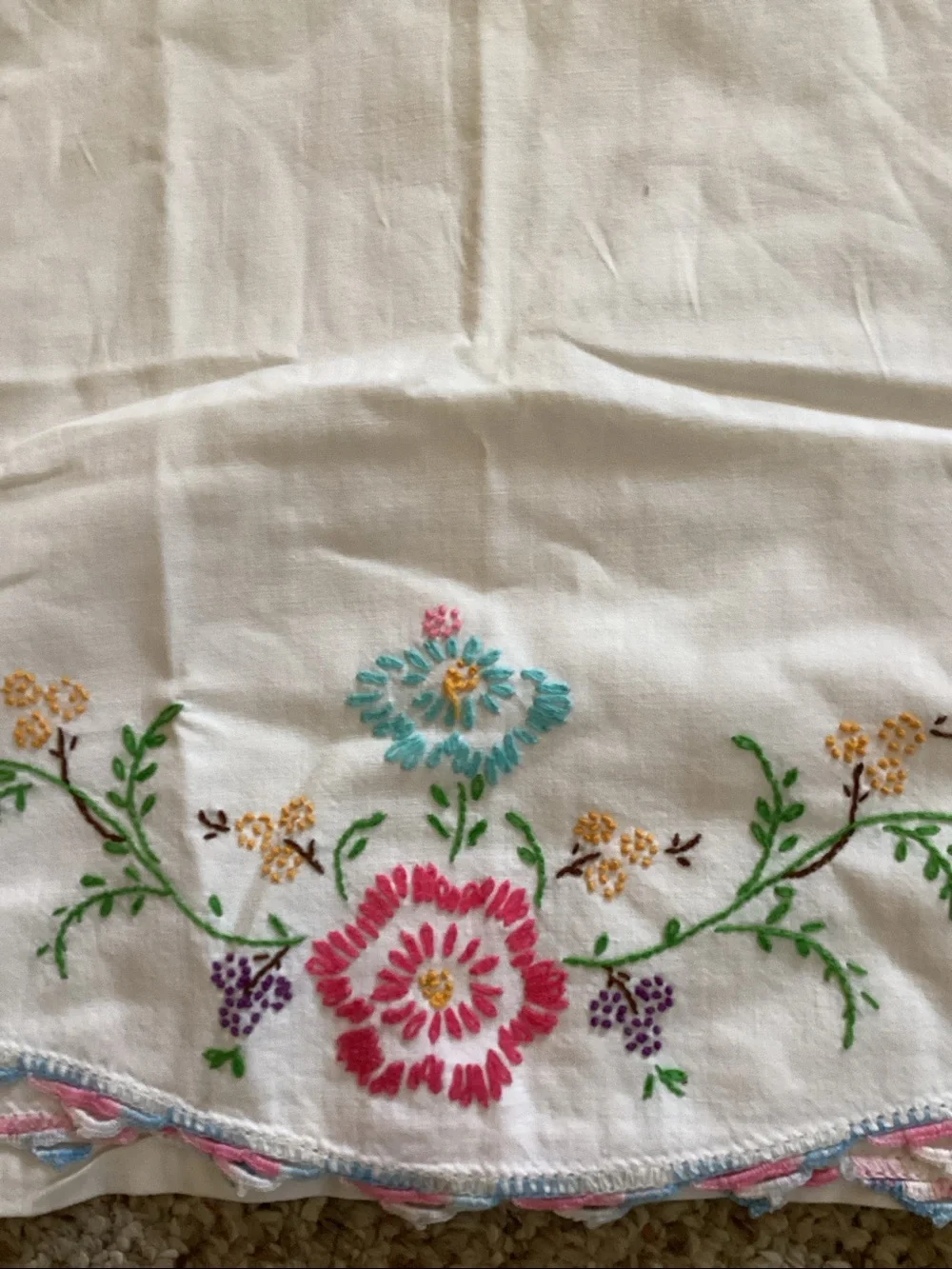 VINTAGE EMBROIDERED PILLOWCASE, Distressed ⚠️ NOT MATCHING SET NPLVC